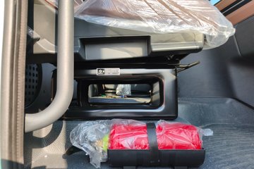 ���������콢KX ���߰� 14.5L LNG 630���� 6X4 ����12�� AMT�Զ��� ǣ����ͼƬ