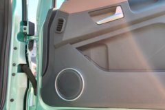 东风天龙旗舰KX 王者版 14.5L LNG 630马力 6X4 伊顿12档 AMT自动档 牵引车 东风天龙旗舰KX 王者版 14.5L LNG 630马力 6X4 伊顿12档 AMT自动档 牵引车