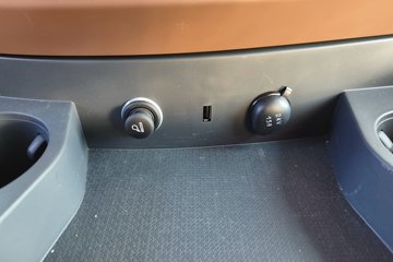 ���������콢KX ���߰� 14.5L LNG 630���� 6X4 ����12�� AMT�Զ��� ǣ����ͼƬ