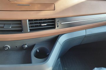 ���������콢KX ���߰� 14.5L LNG 630���� 6X4 ����12�� AMT�Զ��� ǣ����ͼƬ