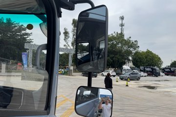 �칤�Ῠ ���� Һɲ 4.4�׵��Ŵ��綯��ʽ�Ῠ �칤100.16kWhͼƬ