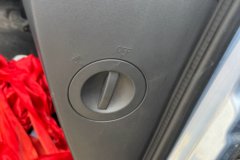 徐工轻卡 汉界 液刹 4.4米单排纯电动厢式轻卡 徐工100.16kWh