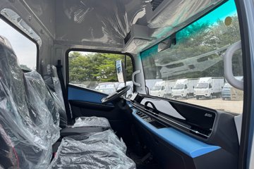 �칤�Ῠ ���� Һɲ 4.4�׵��Ŵ��綯��ʽ�Ῠ �칤100.16kWhͼƬ