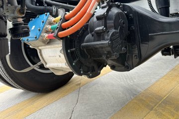 �칤�Ῠ ���� Һɲ 4.4�׵��Ŵ��綯��ʽ�Ῠ �칤100.16kWhͼƬ