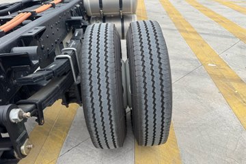 �칤�Ῠ ���� Һɲ 4.4�׵��Ŵ��綯��ʽ�Ῠ �칤100.16kWhͼƬ