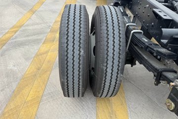 �칤�Ῠ ���� Һɲ 4.4�׵��Ŵ��綯��ʽ�Ῠ �칤100.16kWhͼƬ