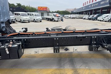 �칤�Ῠ ���� Һɲ 4.4�׵��Ŵ��綯��ʽ�Ῠ �칤100.16kWhͼƬ