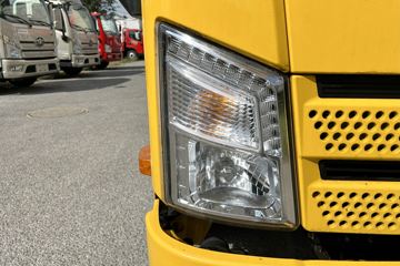 ��Ż�VR 2.2L���� 140���� ������5�� 3.2��˫�������ῨͼƬ