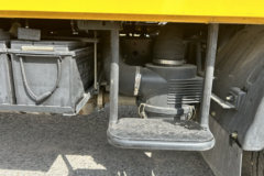 解放虎VR 2.2L柴油 140马力 万里扬5档 3.2米双排栏板轻卡