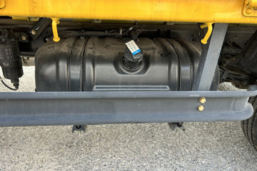 ��Ż�VR 2.2L���� 140���� ������5�� 3.2��˫�������ῨͼƬ