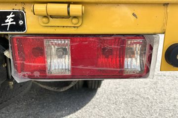 ��Ż�VR 2.2L���� 140���� ������5�� 3.2��˫�������ῨͼƬ