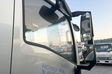 �й�����HOWO ͳ˧ 151���� 4.15�׵��������ῨͼƬ