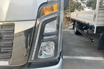 �й�����HOWO ͳ˧ 151���� 4.15�׵��������ῨͼƬ