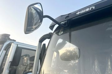 �й�����HOWO ͳ˧ 151���� 4.15�׵��������ῨͼƬ