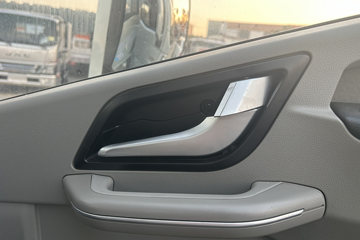 �й�����HOWO ͳ˧ 151���� 4.15�׵��������ῨͼƬ