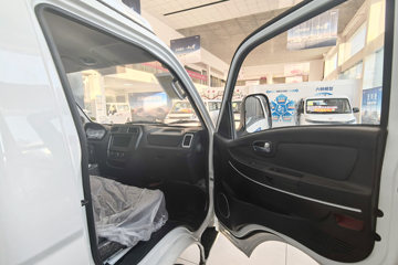 Զ�� ����F5E 2025�� 3.7�׵��Ŵ��綯��դʽ΢�� ��о62kWhͼƬ