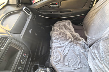 Զ�� ����F5E 2025�� 3.7�׵��Ŵ��綯��դʽ΢�� ��о62kWhͼƬ