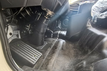 Զ�� ����F5E 2025�� 3.7�׵��Ŵ��綯��դʽ΢�� ��о62kWhͼƬ