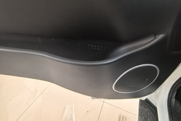 Զ�� ����F5E 2025�� 3.7�׵��Ŵ��綯��դʽ΢�� ��о62kWhͼƬ