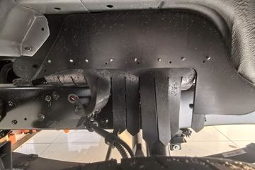 Զ�� ����F5E 2025�� 3.7�׵��Ŵ��綯��դʽ΢�� ��о62kWhͼƬ