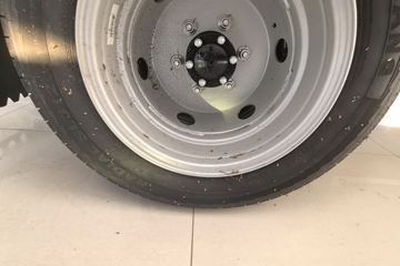 Զ�� ����F5E 2025�� 3.7�׵��Ŵ��綯��դʽ΢�� ��о62kWhͼƬ