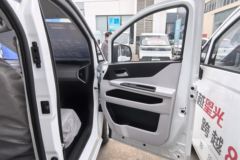 长安跨越星光 2025款 豪华长续航版 7座 纯电动轻客 宁德时代50.23kWh