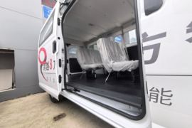 跨越星光&nbsp;电动封闭厢货货厢图片