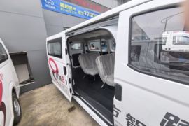 跨越星光&nbsp;电动封闭厢货货厢图片