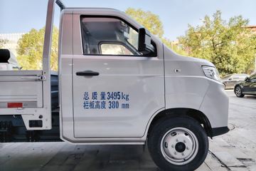 �������ó� ����X7С���� ������ Һɲ 3.815�׵��Ŵ��綯����΢�� ����62.98kWhͼƬ