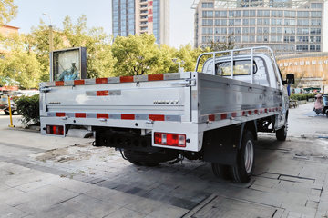 �������ó� ����X7С���� ������ Һɲ 3.815�׵��Ŵ��綯����΢�� ����62.98kWhͼƬ