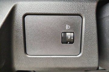 �������ó� ����X7С���� ������ Һɲ 3.815�׵��Ŵ��綯����΢�� ����62.98kWhͼƬ