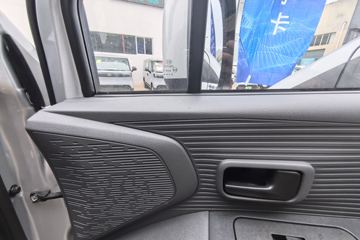 ������Խ ���� �콢�� 1.6L���� 120���� ������5�� Һɲ 3.05��˫������΢��ͼƬ