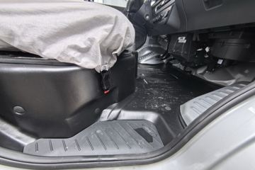 ������Խ ���� �콢�� 1.6L���� 120���� ������5�� Һɲ 3.05��˫������΢��ͼƬ