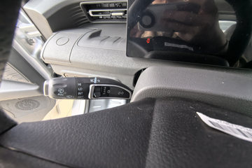 ������Խ ���� �콢�� 1.6L���� 120���� ������5�� Һɲ 3.05��˫������΢��ͼƬ