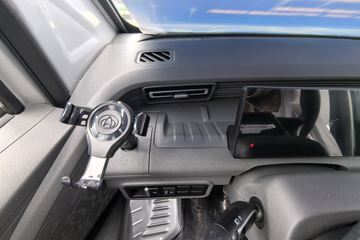 ������Խ ���� �콢�� 1.6L���� 120���� ������5�� Һɲ 3.05��˫������΢��ͼƬ