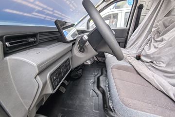 ������Խ ���� �콢�� 1.6L���� 120���� ������5�� Һɲ 3.05��˫������΢��ͼƬ