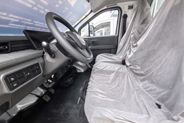 ������Խ ���� �콢�� 1.6L���� 120���� ������5�� Һɲ 3.05��˫������΢��ͼƬ