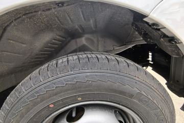 ������Խ ���� �콢�� 1.6L���� 120���� ������5�� Һɲ 3.05��˫������΢��ͼƬ