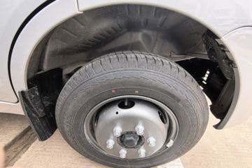 ������Խ ���� �콢�� 1.6L���� 120���� ������5�� Һɲ 3.05��˫������΢��ͼƬ