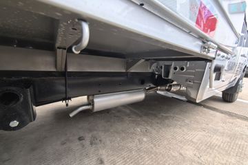 ������Խ ���� �콢�� 1.6L���� 120���� ������5�� Һɲ 3.05��˫������΢��ͼƬ