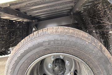 ������Խ ���� �콢�� 1.6L���� 120���� ������5�� Һɲ 3.05��˫������΢��ͼƬ