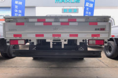 长安跨越 星塔 旗舰版 1.6L汽油 120马力 万里扬5档 液刹 3.05米双排栏板微卡