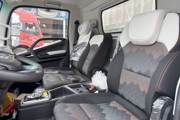 �����������EL-Plus ���� 4.17�׵��Ŵ��綯��դʽ�Ῠ ����ʱ��100.46kWhͼƬ