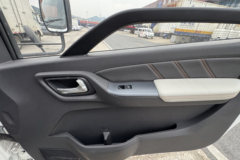 福田奥铃智蓝EM 3.8米单排纯电动厢式微卡 中创新航50.38kWh