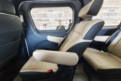 南京金龙创维鸿途 9座纯电动轻客 88kWh