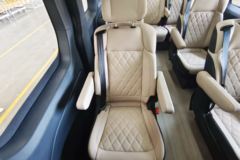 南京金龙创维鸿途 9座纯电动轻客 88kWh