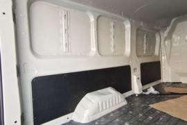 创维鸿途&nbsp;电动封闭厢货底盘图片