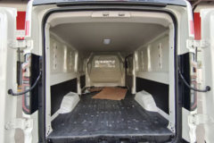 南京金龙创维鸿途 3座纯电动封闭货车 64kWh 南京金龙创维鸿途 3座纯电动封闭货车 64kWh