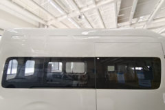 南京金龙创维鸿途 13座超高顶纯电动轻客 100.9kWh