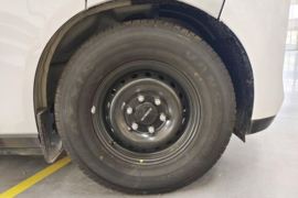 创维鸿途&nbsp;电动封闭厢货底盘图片